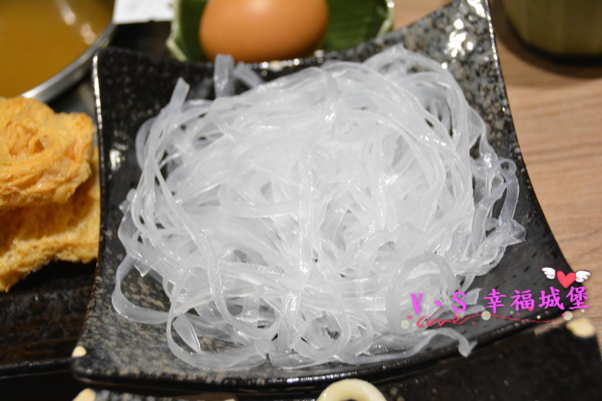 【板橋美食】 一品堂 IPPIN 精緻涮涮鍋 - 霸氣大海陸