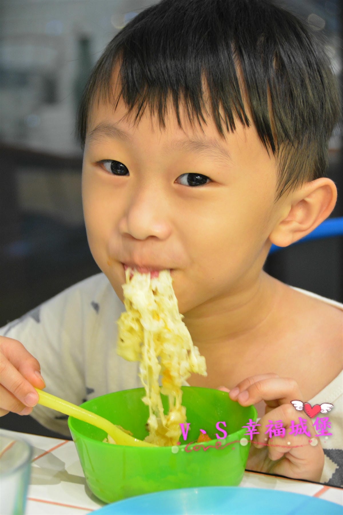 【板橋美食】Howfun 好飯食堂 在板橋也可以吃的到囉 !!! 西班牙鐵鍋飯、TAPAS西班牙小點,讓你不用到西班牙也可以吃到道地美食