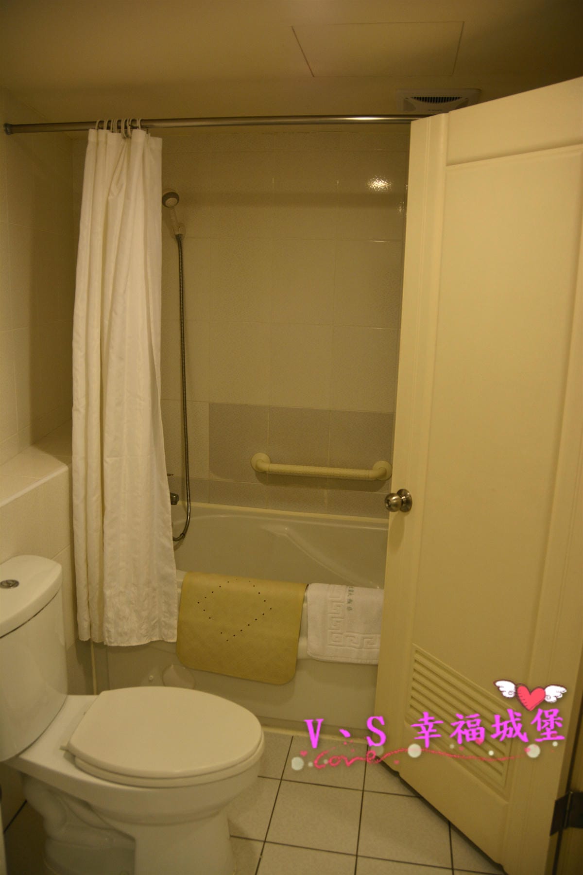 【台北中山住宿】洛碁山水閣大飯店 出遊的好選擇,平價住宿、乾境環境,近捷運民權西路站,雙城街夜市吃飯逛街超方便 - 第10張圖 【台北中山住宿】洛碁山水閣大飯店 出遊的好選擇,平價住宿、乾境環境,近捷運民權西路站,雙城街夜市吃飯逛街超方便