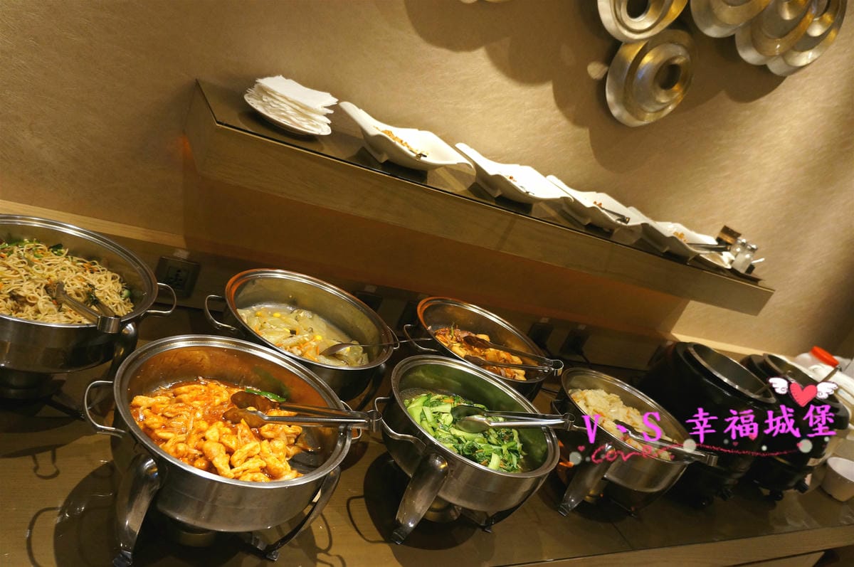 【台北中山住宿】洛碁山水閣大飯店 出遊的好選擇,平價住宿、乾境環境,近捷運民權西路站,雙城街夜市吃飯逛街超方便 - 第23張圖 【台北中山住宿】洛碁山水閣大飯店 出遊的好選擇,平價住宿、乾境環境,近捷運民權西路站,雙城街夜市吃飯逛街超方便