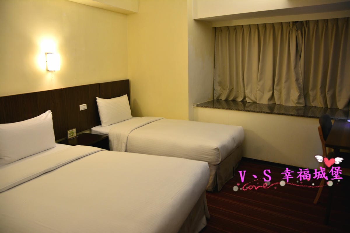 【台北中山住宿】洛碁山水閣大飯店 出遊的好選擇,平價住宿、乾境環境,近捷運民權西路站,雙城街夜市吃飯逛街超方便 - 第14張圖 【台北中山住宿】洛碁山水閣大飯店 出遊的好選擇,平價住宿、乾境環境,近捷運民權西路站,雙城街夜市吃飯逛街超方便