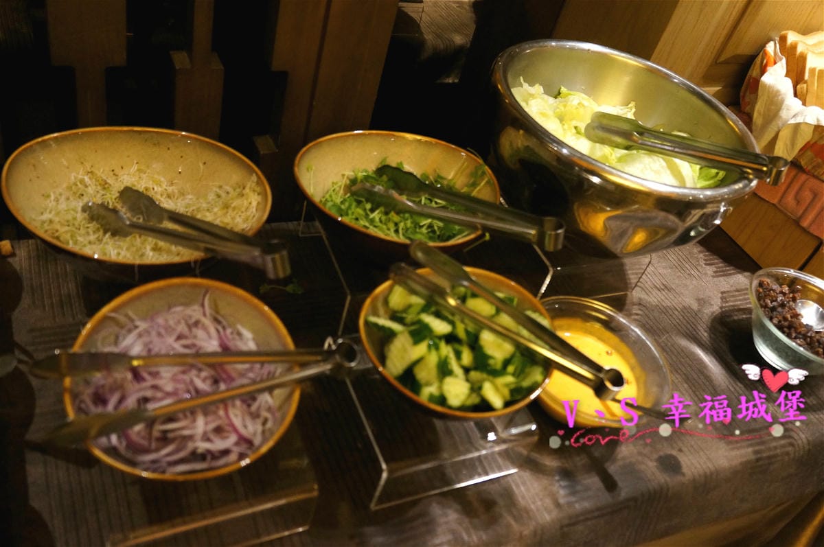 【台北中山住宿】洛碁山水閣大飯店 出遊的好選擇,平價住宿、乾境環境,近捷運民權西路站,雙城街夜市吃飯逛街超方便 - 第27張圖 【台北中山住宿】洛碁山水閣大飯店 出遊的好選擇,平價住宿、乾境環境,近捷運民權西路站,雙城街夜市吃飯逛街超方便