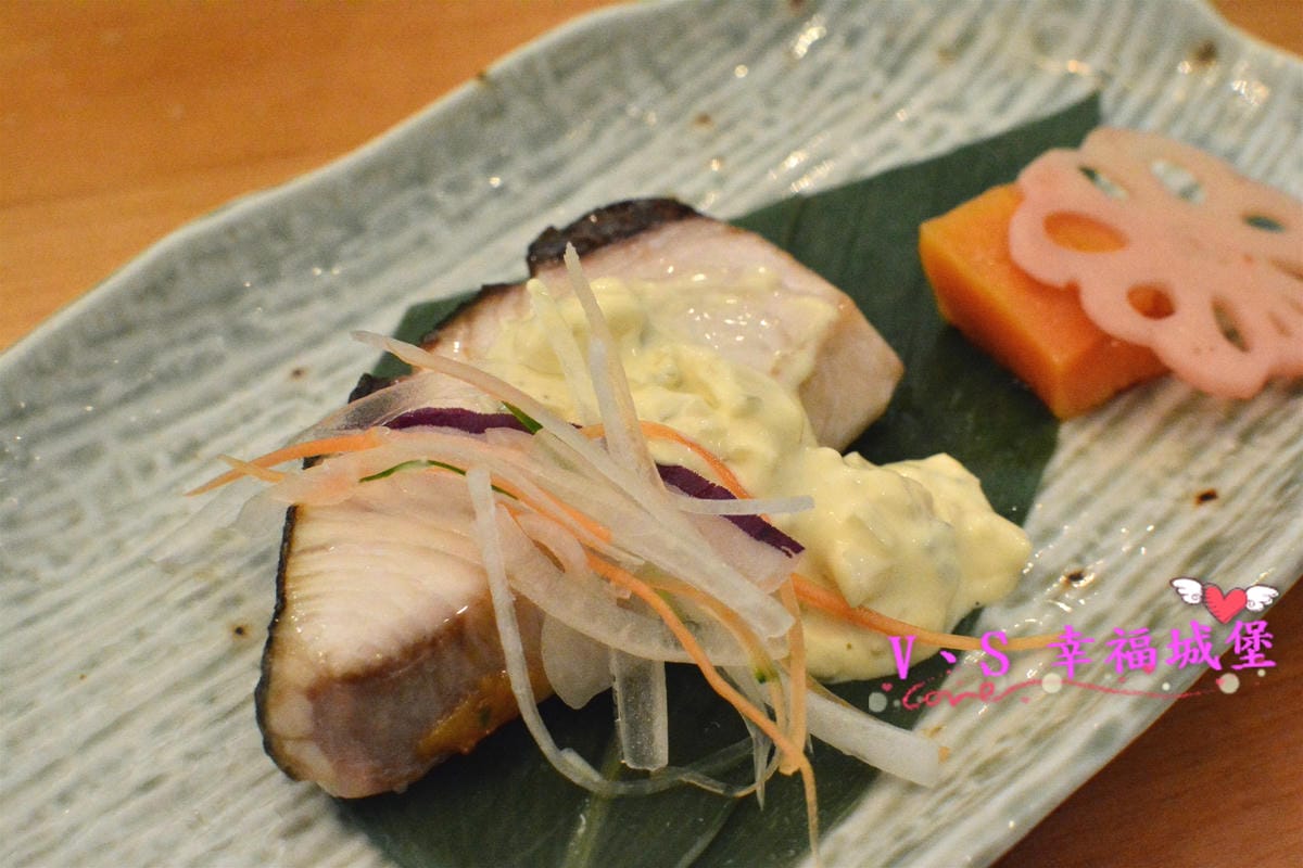 【台北信義區美食】心月懷石料理 低調藏身於大樓裡的日式料理,平價無菜單料理,讓你吃到精緻又驚豔的日本料理 - 第24張圖 【台北信義區美食】心月懷石料理 低調藏身於大樓裡的日式料理,平價無菜單料理,讓你吃到精緻又驚豔的日本料理