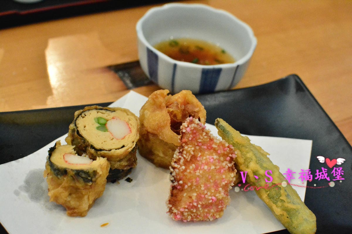 【台北信義區美食】心月懷石料理 低調藏身於大樓裡的日式料理,平價無菜單料理,讓你吃到精緻又驚豔的日本料理 - 第16張圖 【台北信義區美食】心月懷石料理 低調藏身於大樓裡的日式料理,平價無菜單料理,讓你吃到精緻又驚豔的日本料理