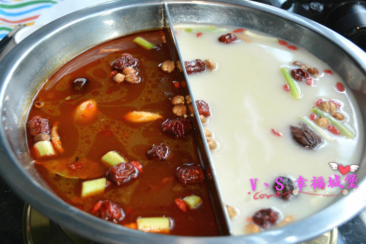 【內湖美食】大直捷運站 金極鮮火鍋 單點式吃到飽,豐富火鍋食材、炸物、冰品任君挑選,就是要給你最棒的口感,獨立包廂,親民價格,讓你花少少、吃飽飽 - 第20張圖 【內湖美食】大直捷運站 金極鮮火鍋 單點式吃到飽,豐富火鍋食材、炸物、冰品任君挑選,就是要給你最棒的口感,獨立包廂,親民價格,讓你花少少、吃飽飽