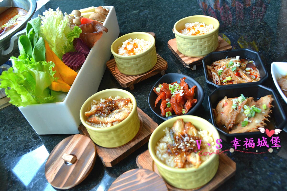 【內湖美食】大直捷運站 金極鮮火鍋 單點式吃到飽,豐富火鍋食材、炸物、冰品任君挑選,就是要給你最棒的口感,獨立包廂,親民價格,讓你花少少、吃飽飽 - 第24張圖 【內湖美食】大直捷運站 金極鮮火鍋 單點式吃到飽,豐富火鍋食材、炸物、冰品任君挑選,就是要給你最棒的口感,獨立包廂,親民價格,讓你花少少、吃飽飽