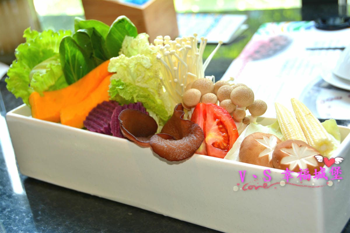 【內湖美食】大直捷運站 金極鮮火鍋 單點式吃到飽,豐富火鍋食材、炸物、冰品任君挑選,就是要給你最棒的口感,獨立包廂,親民價格,讓你花少少、吃飽飽 - 第47張圖 【內湖美食】大直捷運站 金極鮮火鍋 單點式吃到飽,豐富火鍋食材、炸物、冰品任君挑選,就是要給你最棒的口感,獨立包廂,親民價格,讓你花少少、吃飽飽