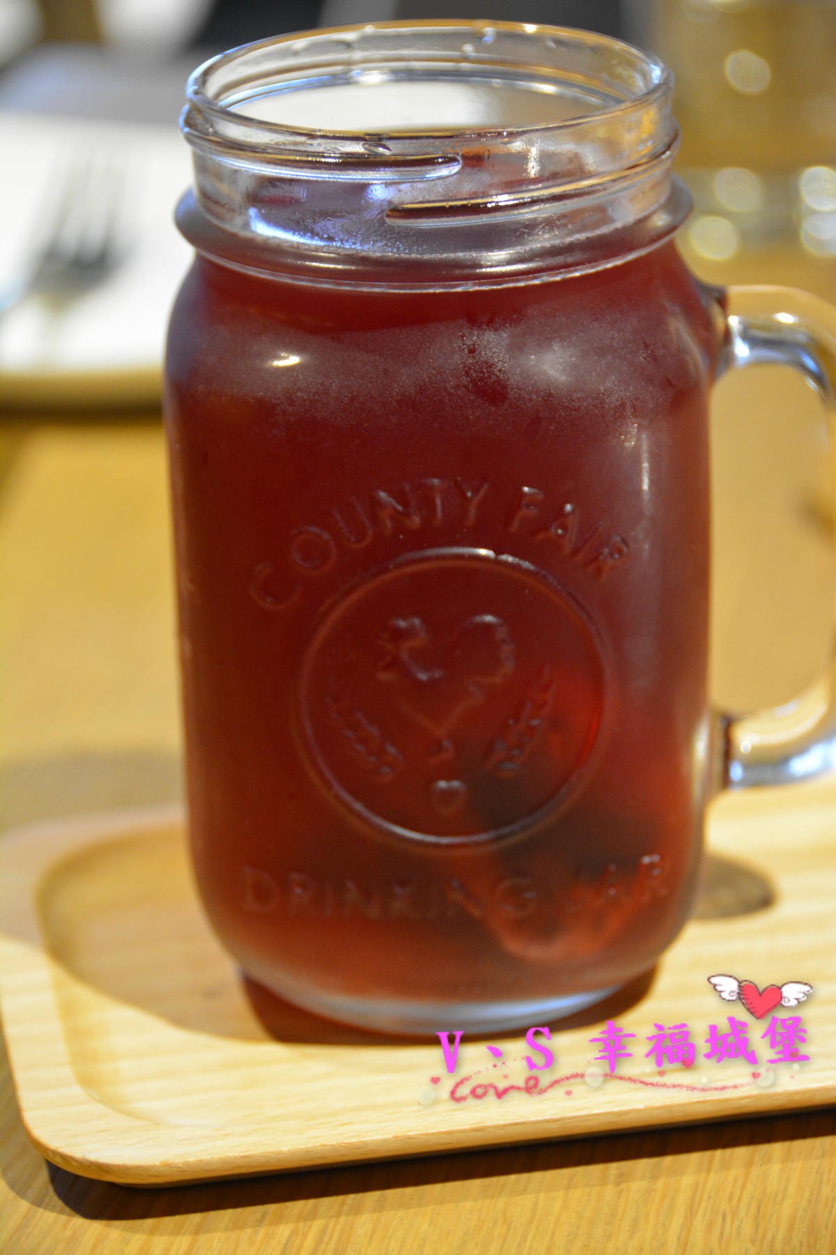 【台北大安區美食】忠孝敦化站 Imp Cafe 有著大螢幕可看球賽的運動餐廳,悠閒環境更是姐妹聚會的好地方 ! - 第35張圖 【台北大安區美食】忠孝敦化站 Imp Cafe 有著大螢幕可看球賽的運動餐廳,悠閒環境更是姐妹聚會的好地方 !