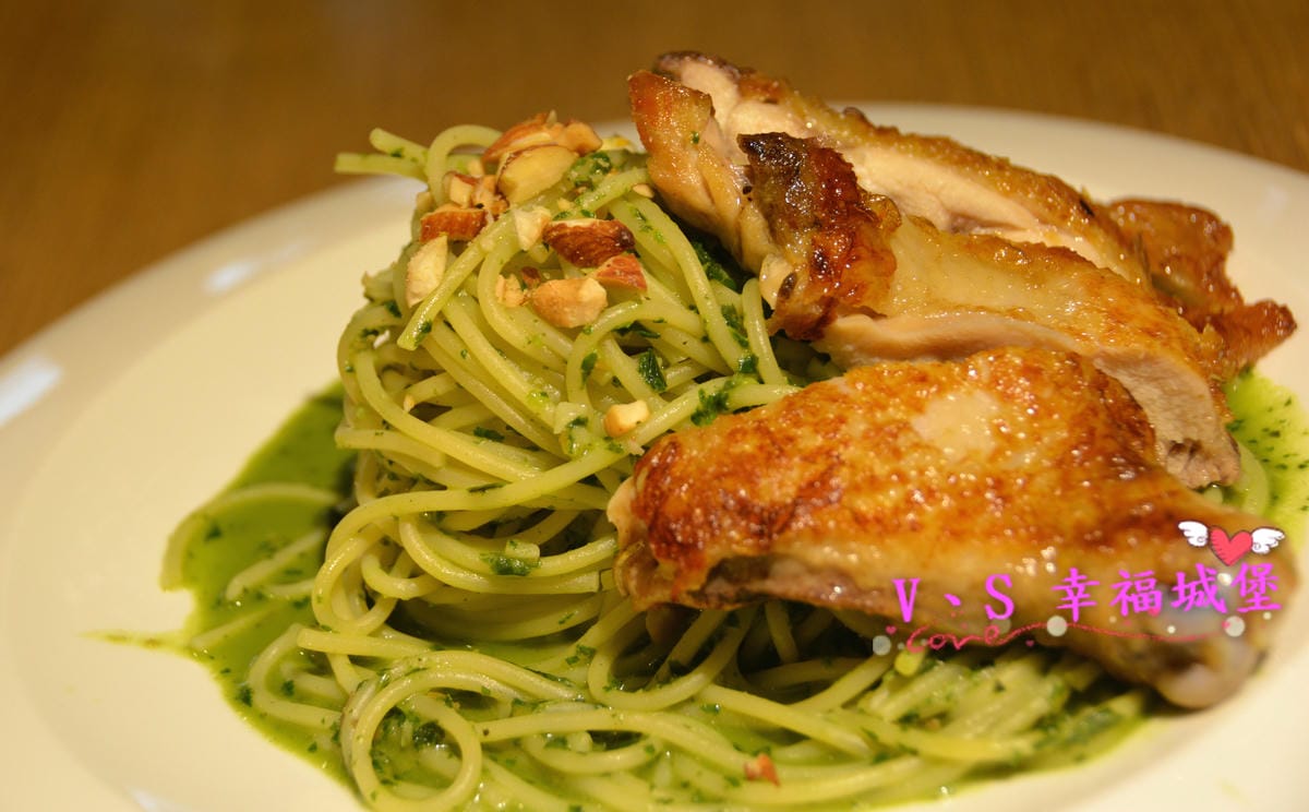 【台北大安區美食】忠孝敦化站 Imp Cafe 有著大螢幕可看球賽的運動餐廳,悠閒環境更是姐妹聚會的好地方 ! - 第26張圖 【台北大安區美食】忠孝敦化站 Imp Cafe 有著大螢幕可看球賽的運動餐廳,悠閒環境更是姐妹聚會的好地方 !