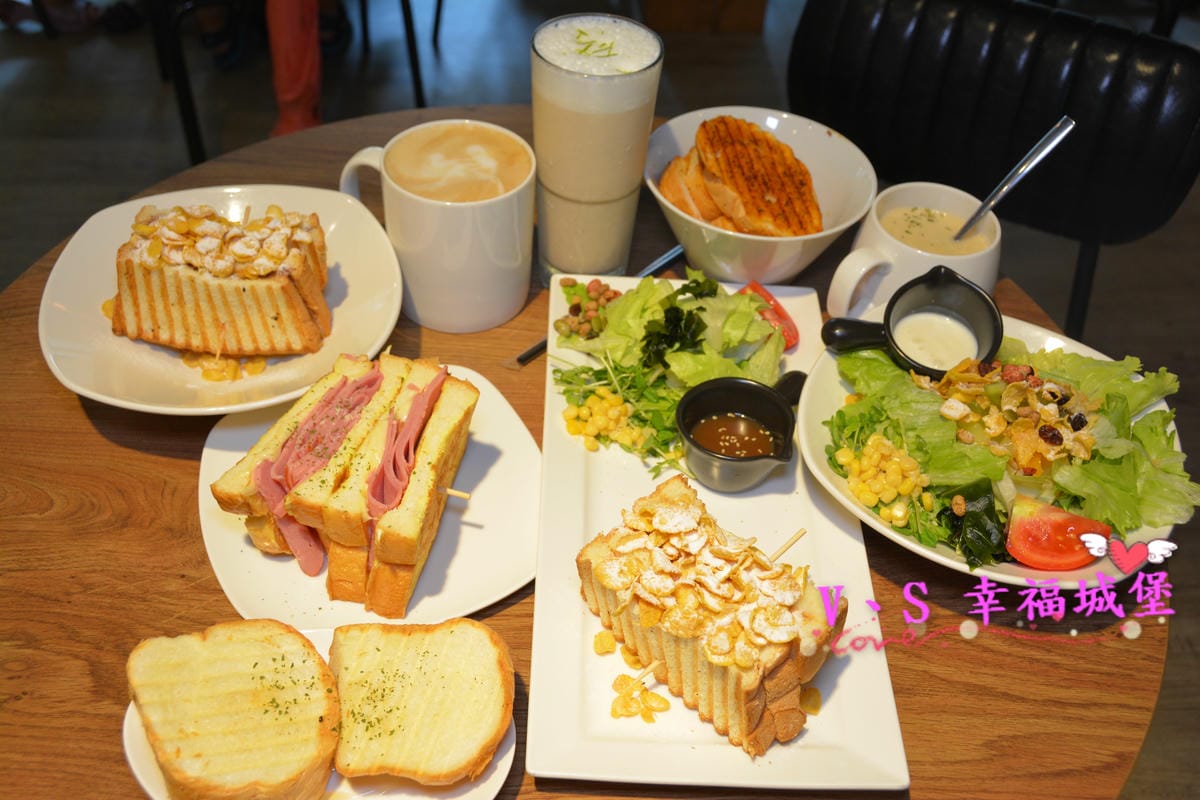 (已歇業)【土城早午餐】新北土城 豐滿咖啡早午餐(豐滿延吉店) – 隱藏巷弄中鄉村歐式風格,提供你享受悠閒自在的用餐時光,豐富營養的早午餐、咖啡下午茶,讓你一天活力滿滿(已歇業) - 第17張圖 (已歇業)【土城早午餐】新北土城 豐滿咖啡早午餐(豐滿延吉店