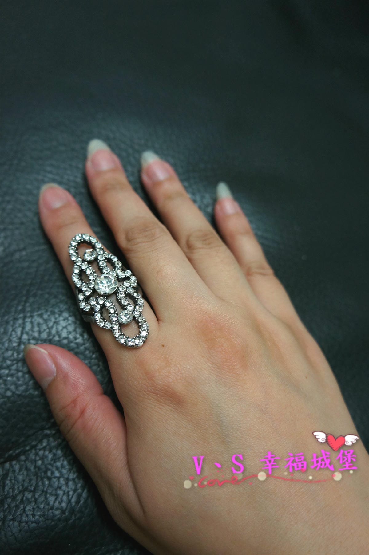 【飾品分享】平價百元飾品穿搭 RED Angel NT100,小資女的最愛,歐美手環、耳環、項鍊 給你 ” 幾霸摳 ” 超高CP值又獨一無二的飾品 (文末抽獎喔 !) - 第55張圖 【飾品分享】平價百元飾品穿搭 RED Angel NT100,小資女的最愛,歐美手環、耳環、項鍊 給你 ” 幾霸摳 ” 超高CP值又獨一無二的飾品 (文末抽獎喔 !)