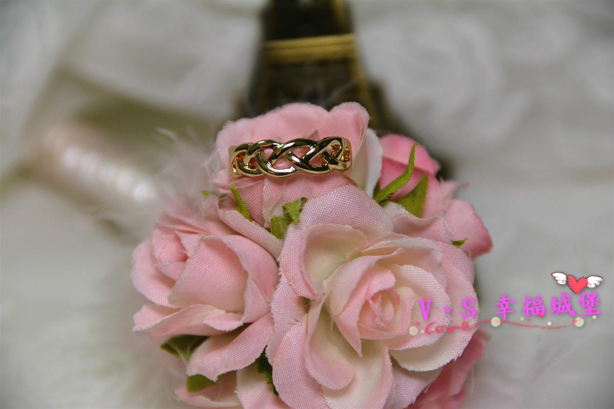 【飾品分享】平價百元飾品穿搭 RED Angel NT100,小資女的最愛,歐美手環、耳環、項鍊 給你 ” 幾霸摳 ” 超高CP值又獨一無二的飾品 (文末抽獎喔 !) - 第35張圖 【飾品分享】平價百元飾品穿搭 RED Angel NT100,小資女的最愛,歐美手環、耳環、項鍊 給你 ” 幾霸摳 ” 超高CP值又獨一無二的飾品 (文末抽獎喔 !)