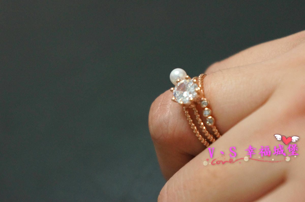 【飾品分享】平價百元飾品穿搭 RED Angel NT100,小資女的最愛,歐美手環、耳環、項鍊 給你 ” 幾霸摳 ” 超高CP值又獨一無二的飾品 (文末抽獎喔 !) - 第58張圖 【飾品分享】平價百元飾品穿搭 RED Angel NT100,小資女的最愛,歐美手環、耳環、項鍊 給你 ” 幾霸摳 ” 超高CP值又獨一無二的飾品 (文末抽獎喔 !)