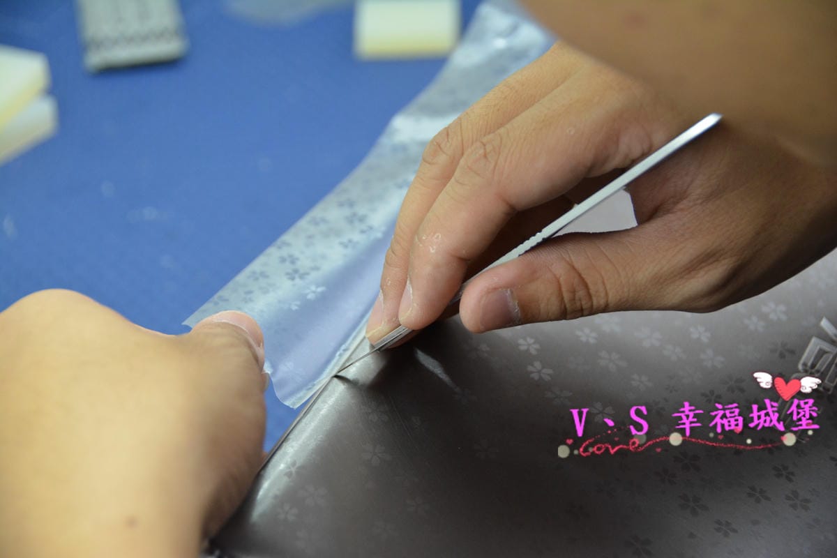 【筆電包膜分享】公館手機包膜 研膜工業 專業細心包膜,讓我的筆電多了一份低調奢華美,不再擔心髒汙、刮痕上筆電身