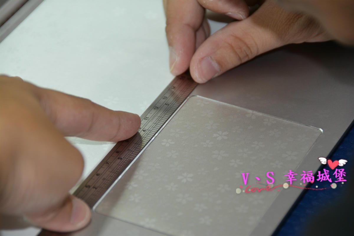 【筆電包膜分享】公館手機包膜 研膜工業 專業細心包膜,讓我的筆電多了一份低調奢華美,不再擔心髒汙、刮痕上筆電身 - 第35張圖 【筆電包膜分享】公館手機包膜 研膜工業 專業細心包膜,讓我的筆電多了一份低調奢華美,不再擔心髒汙、刮痕上筆電身