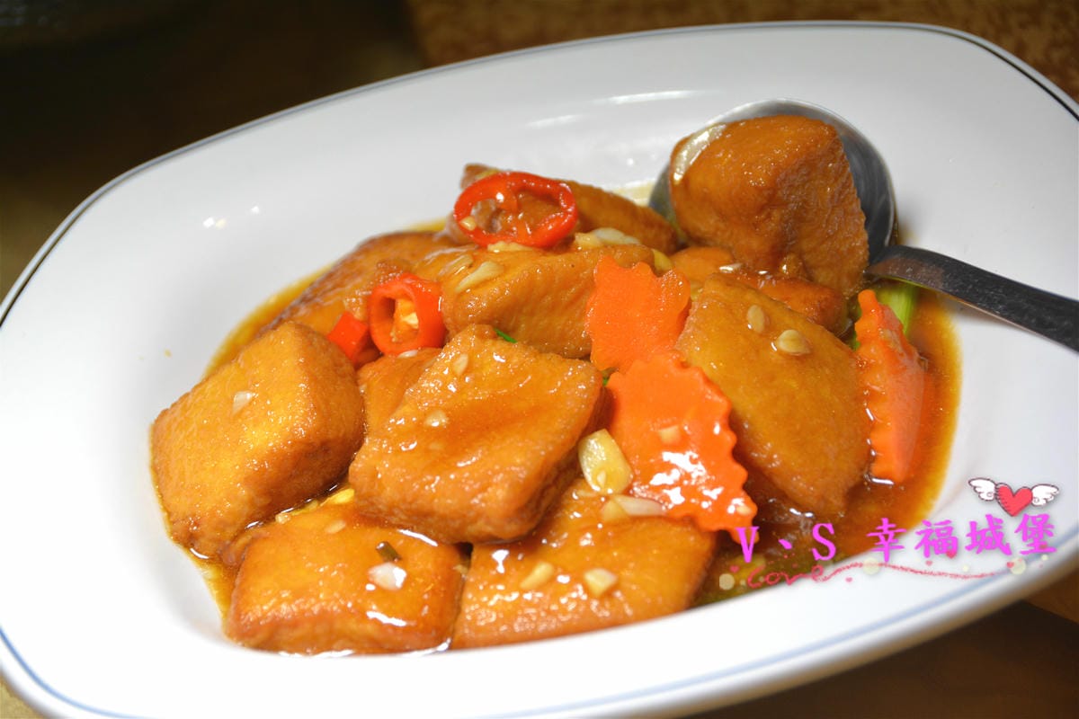 【台北美食】長安東路熱炒 鮮納肚長安店 多種豐富現炒精緻菜餚,好吃又便宜,跟三五好友吃飯喝酒,盡情聊天到凌晨五點都不怕,真是夜貓子的深夜食堂 - 第24張圖 【台北美食】長安東路熱炒 鮮納肚長安店 多種豐富現炒精緻菜餚,好吃又便宜,跟三五好友吃飯喝酒,盡情聊天到凌晨五點都不怕,真是夜貓子的深夜食堂