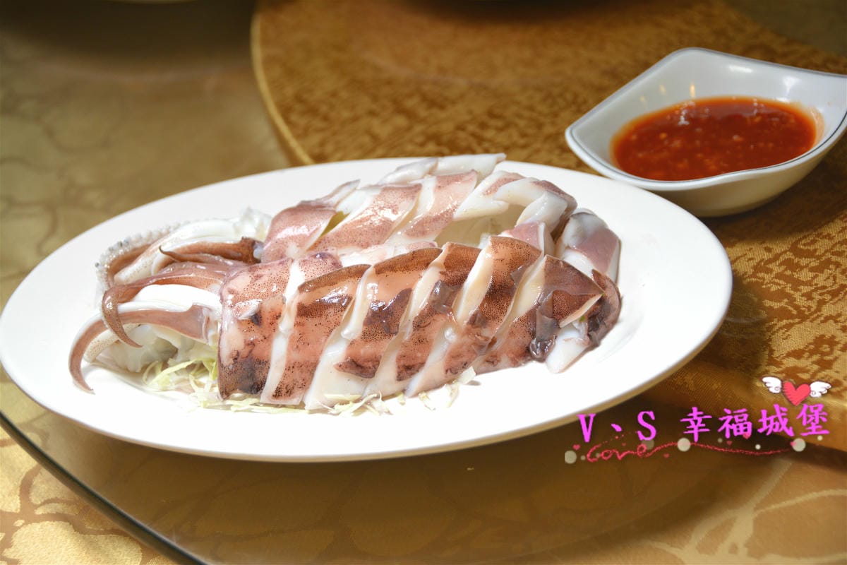 【台北美食】長安東路熱炒 鮮納肚長安店 多種豐富現炒精緻菜餚,好吃又便宜,跟三五好友吃飯喝酒,盡情聊天到凌晨五點都不怕,真是夜貓子的深夜食堂 - 第41張圖 【台北美食】長安東路熱炒 鮮納肚長安店 多種豐富現炒精緻菜餚,好吃又便宜,跟三五好友吃飯喝酒,盡情聊天到凌晨五點都不怕,真是夜貓子的深夜食堂