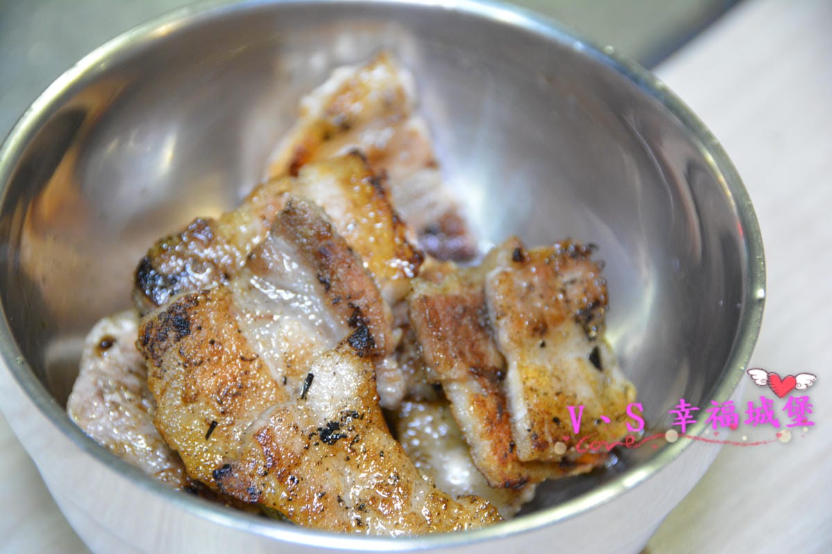 【台北美食】國父紀念館燒肉 燒桶子韓風立燒 讓你動口不 【台北美食】國父紀念館燒肉 燒桶子韓風立燒 讓你動口不