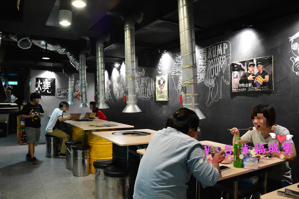 【台北美食】國父紀念館燒肉 燒桶子韓風立燒 讓你動口不 【台北美食】國父紀念館燒肉 燒桶子韓風立燒 讓你動口不