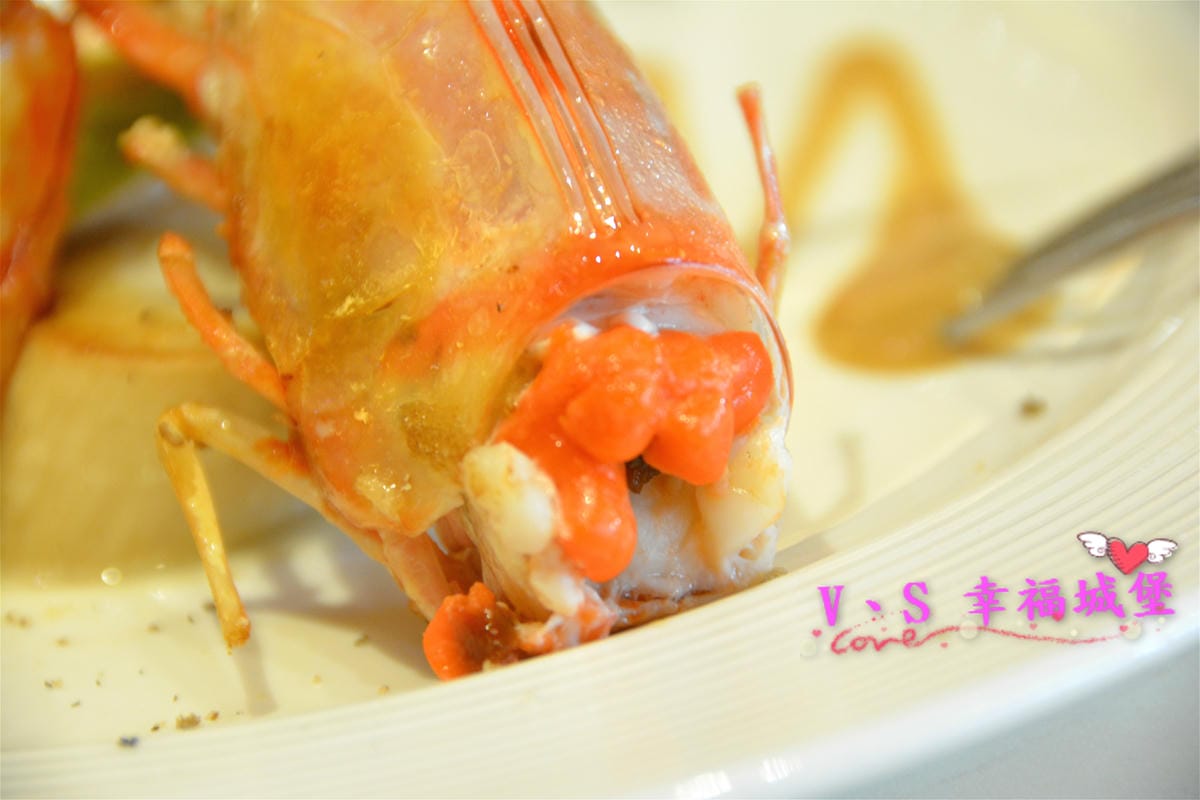 【台北美食】南京復興站 絢賞風尚鐵板燒 – 親民價格、高檔龍蝦鮑魚,再搭配精讚廚藝,美味得味蕾饗宴,讓你懷念久久(店名已更名) - 第41張圖 【台北美食】南京復興站 絢賞風尚鐵板燒 – 親民價格、高檔龍蝦鮑魚,再搭配精讚廚藝,美味得味蕾饗宴,讓你懷念久久(店名已更名)