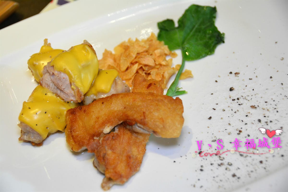 PIG_1850_meitu_13.jpg PIG_1850_meitu_13.jpg