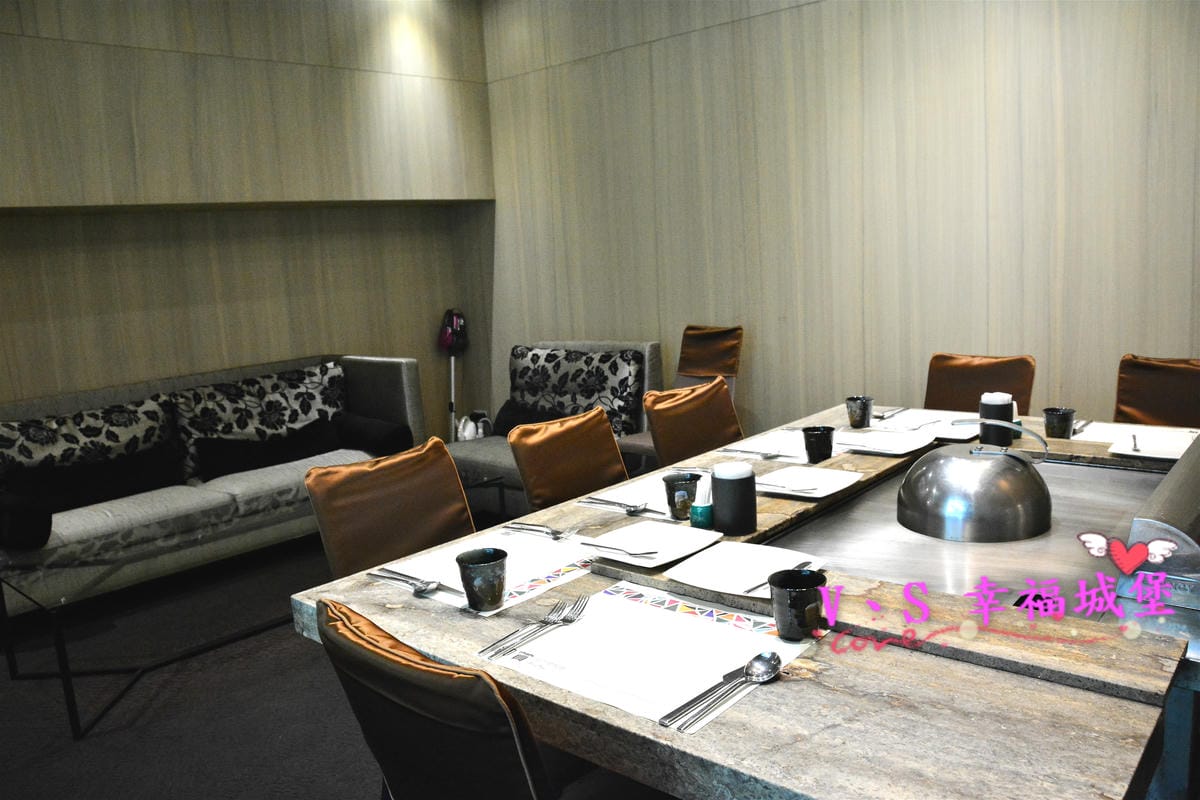 【台北美食】南京復興站 絢賞風尚鐵板燒 – 親民價格、高檔龍蝦鮑魚,再搭配精讚廚藝,美味得味蕾饗宴,讓你懷念久久(店名已更名) - 第12張圖 【台北美食】南京復興站 絢賞風尚鐵板燒 – 親民價格、高檔龍蝦鮑魚,再搭配精讚廚藝,美味得味蕾饗宴,讓你懷念久久(店名已更名)