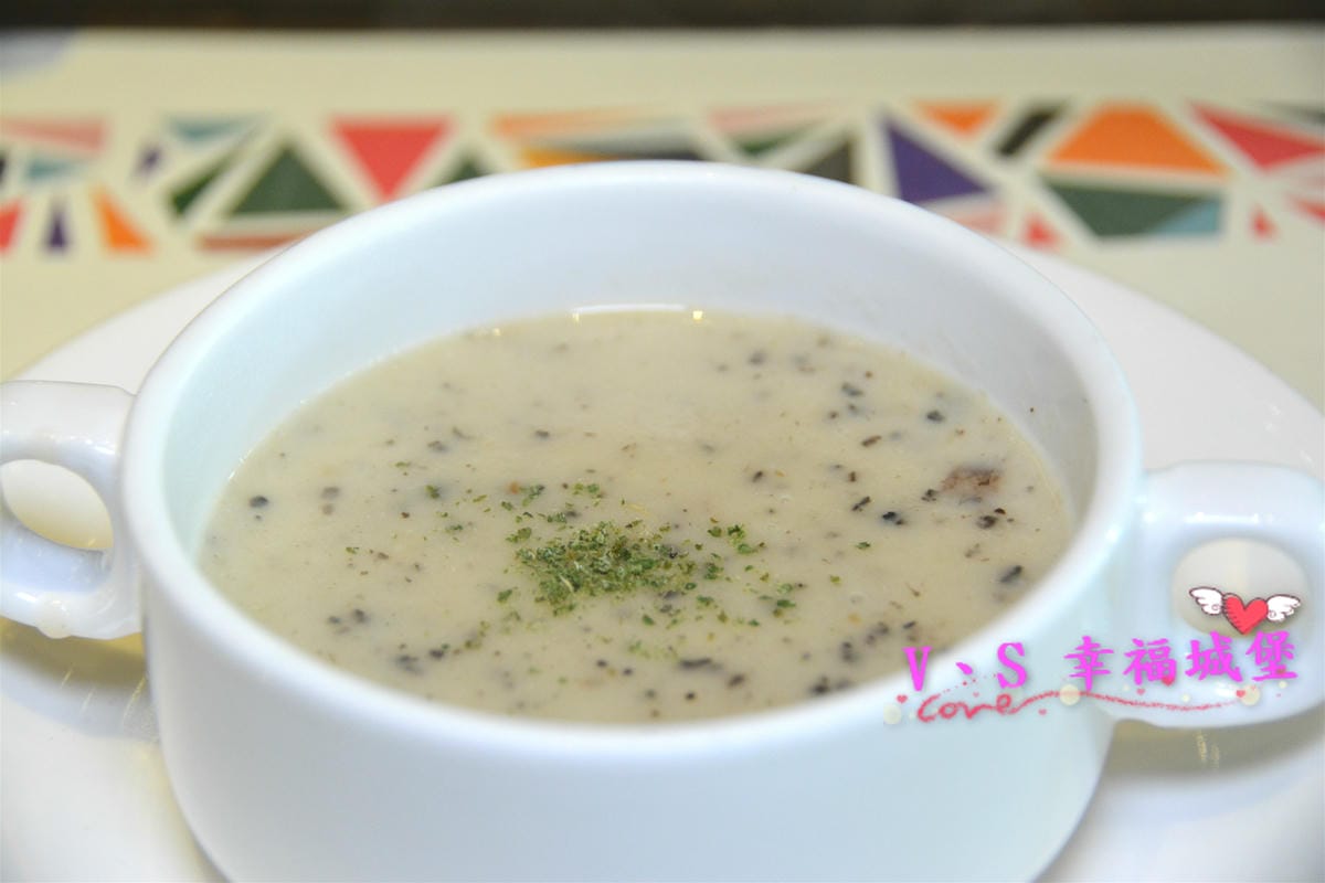 【台北美食】南京復興站 絢賞風尚鐵板燒 – 親民價格、高檔龍蝦鮑魚,再搭配精讚廚藝,美味得味蕾饗宴,讓你懷念久久(店名已更名) - 第25張圖 【台北美食】南京復興站 絢賞風尚鐵板燒 – 親民價格、高檔龍蝦鮑魚,再搭配精讚廚藝,美味得味蕾饗宴,讓你懷念久久(店名已更名)