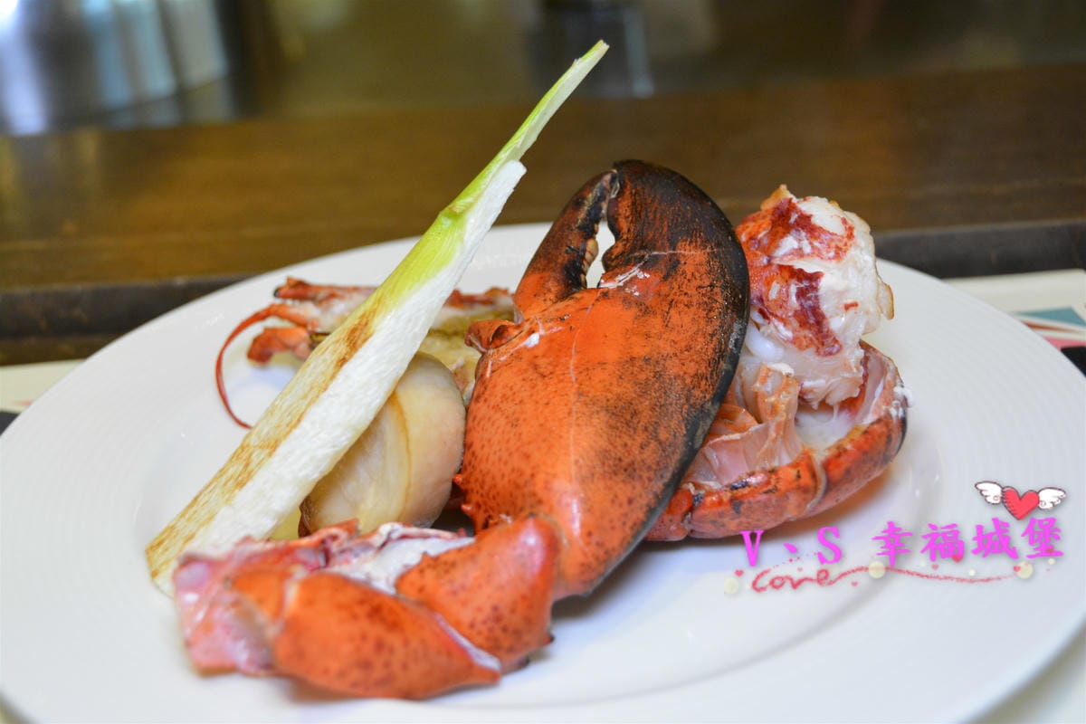 【台北美食】南京復興站 絢賞風尚鐵板燒 – 親民價格、高檔龍蝦鮑魚,再搭配精讚廚藝,美味得味蕾饗宴,讓你懷念久久(店名已更名) - 第35張圖 【台北美食】南京復興站 絢賞風尚鐵板燒 – 親民價格、高檔龍蝦鮑魚,再搭配精讚廚藝,美味得味蕾饗宴,讓你懷念久久(店名已更名)