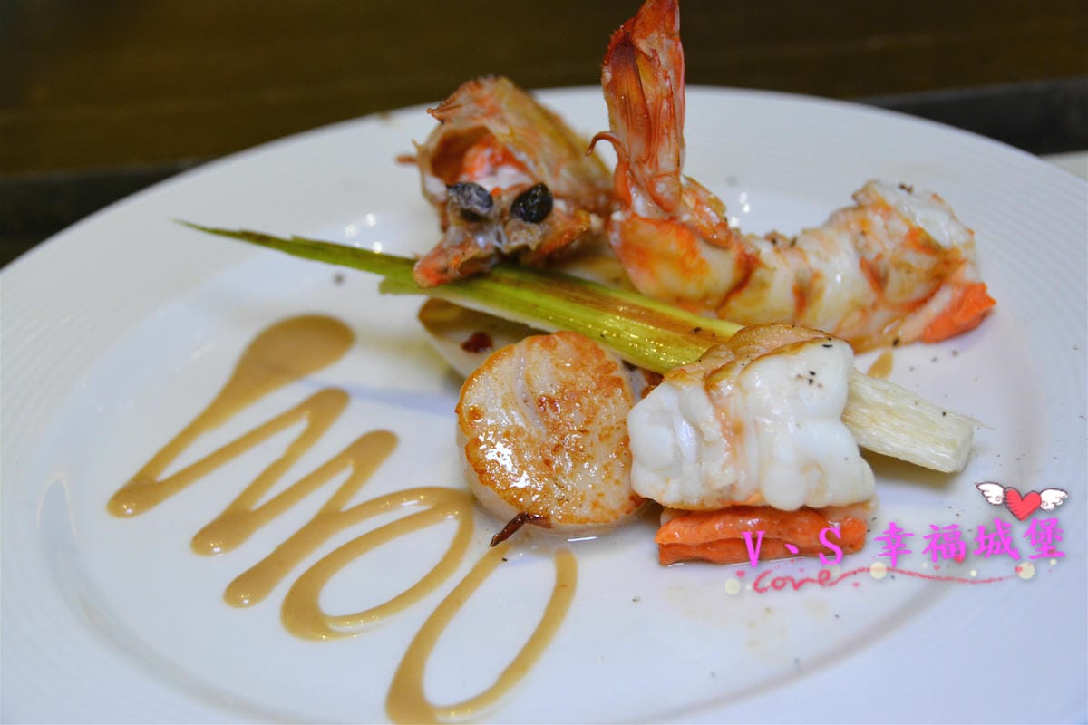 【台北美食】南京復興站 絢賞風尚鐵板燒 – 親民價格、高檔龍蝦鮑魚,再搭配精讚廚藝,美味得味蕾饗宴,讓你懷念久久(店名已更名) - 第40張圖 【台北美食】南京復興站 絢賞風尚鐵板燒 – 親民價格、高檔龍蝦鮑魚,再搭配精讚廚藝,美味得味蕾饗宴,讓你懷念久久(店名已更名)