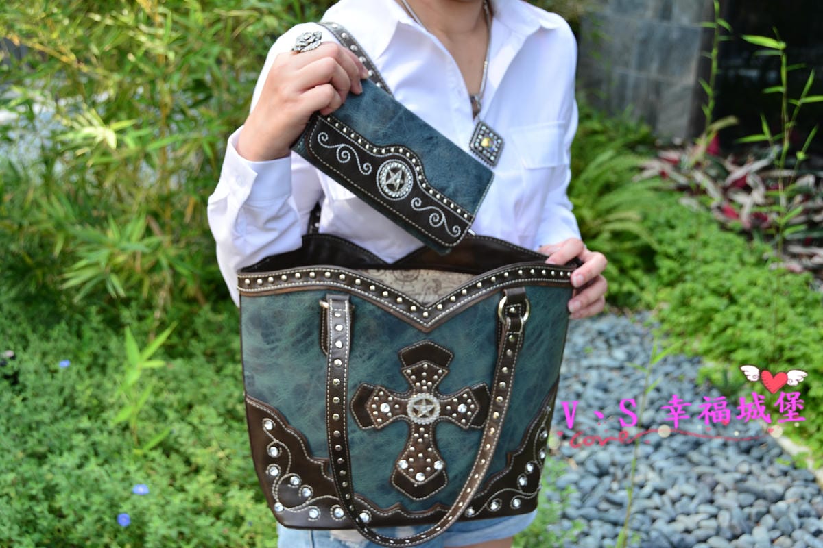 【飾品分享】美國原創品牌 M&F個性飾品 讓你穿出自信魅力,除了甜美風之外來個不一樣的自由率性風格 - 第44張圖 【飾品分享】美國原創品牌 M&F個性飾品 讓你穿出自信魅力,除了甜美風之外來個不一樣的自由率性風格