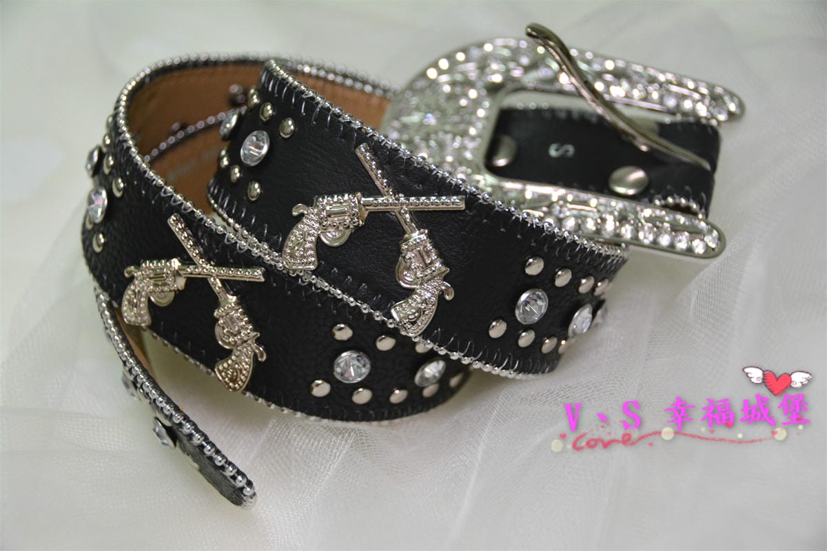 【飾品分享】美國原創品牌 M&F個性飾品 讓你穿出自信魅力,除了甜美風之外來個不一樣的自由率性風格 - 第56張圖 【飾品分享】美國原創品牌 M&F個性飾品 讓你穿出自信魅力,除了甜美風之外來個不一樣的自由率性風格