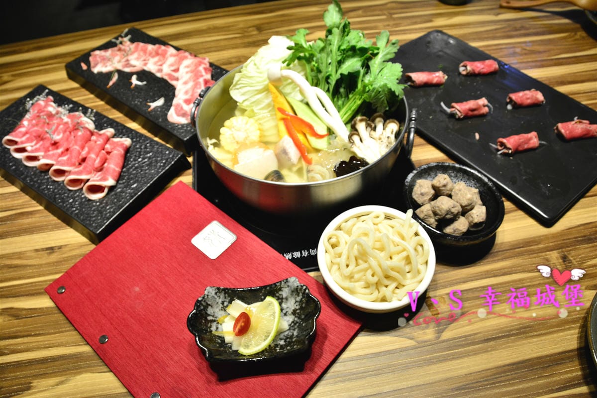 【新莊美食】 婧 Shabu 精緻火鍋.日式料理 低調隱身於新莊副都心社區低調新開店,精緻日式料理與高檔火鍋,還有令人驚豔的炙烤薄燒嫩牛腰 - 第43張圖 【新莊美食】 婧 Shabu 精緻火鍋.日式料理 低調隱身於新莊副都心社區低調新開店,精緻日式料理與高檔火鍋,還有令人驚豔的炙烤薄燒嫩牛腰