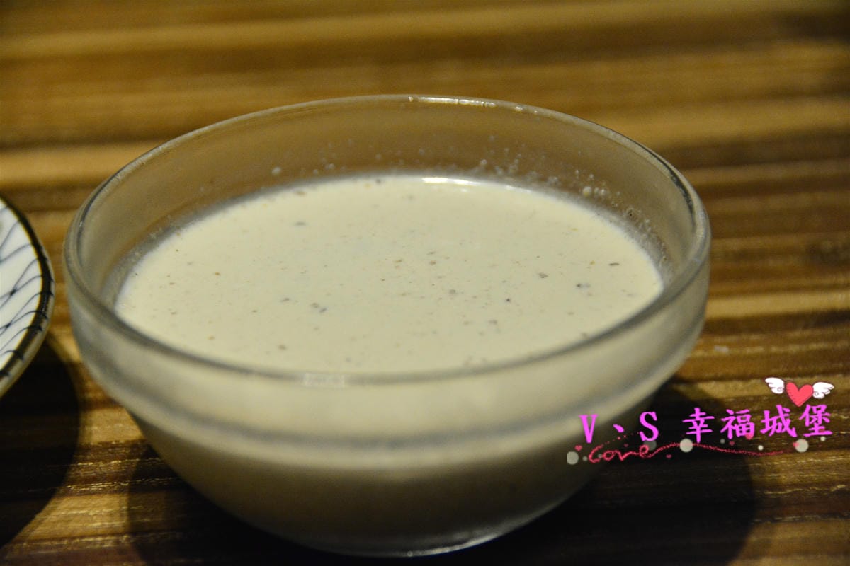 【新莊美食】 婧 Shabu 精緻火鍋.日式料理 低調隱身於新莊副都心社區低調新開店,精緻日式料理與高檔火鍋,還有令人驚豔的炙烤薄燒嫩牛腰 - 第41張圖 【新莊美食】 婧 Shabu 精緻火鍋.日式料理 低調隱身於新莊副都心社區低調新開店,精緻日式料理與高檔火鍋,還有令人驚豔的炙烤薄燒嫩牛腰