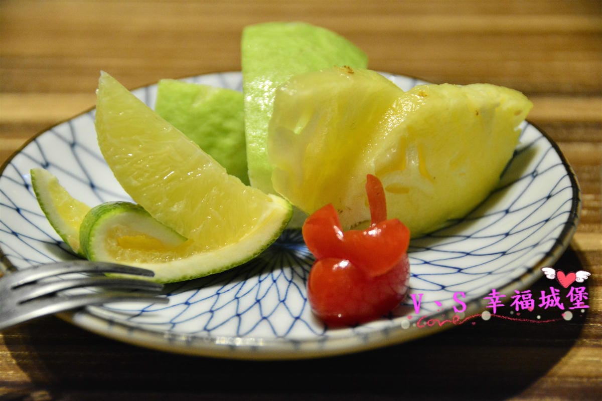 【新莊美食】 婧 Shabu 精緻火鍋.日式料理 低調隱身於新莊副都心社區低調新開店,精緻日式料理與高檔火鍋,還有令人驚豔的炙烤薄燒嫩牛腰 - 第40張圖 【新莊美食】 婧 Shabu 精緻火鍋.日式料理 低調隱身於新莊副都心社區低調新開店,精緻日式料理與高檔火鍋,還有令人驚豔的炙烤薄燒嫩牛腰