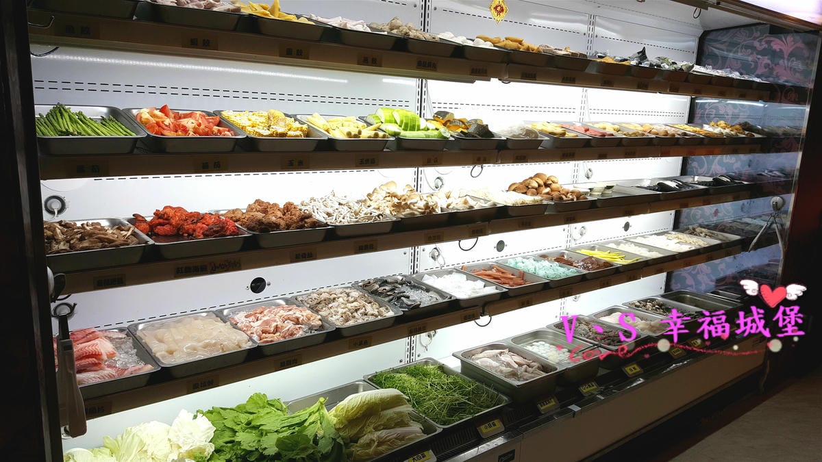 【新北美食】板橋麻辣鍋吃到飽 魔椒頂級鴛鴦鍋 三點蟹、安格斯黑牛、草蝦任你吃,生啤酒、COLD STONE隨你吃,在這冷冷的天不可不吃的高CP值鍋物(已歇業) - 第15張圖 【新北美食】板橋麻辣鍋吃到飽 魔椒頂級鴛鴦鍋 三點蟹、安