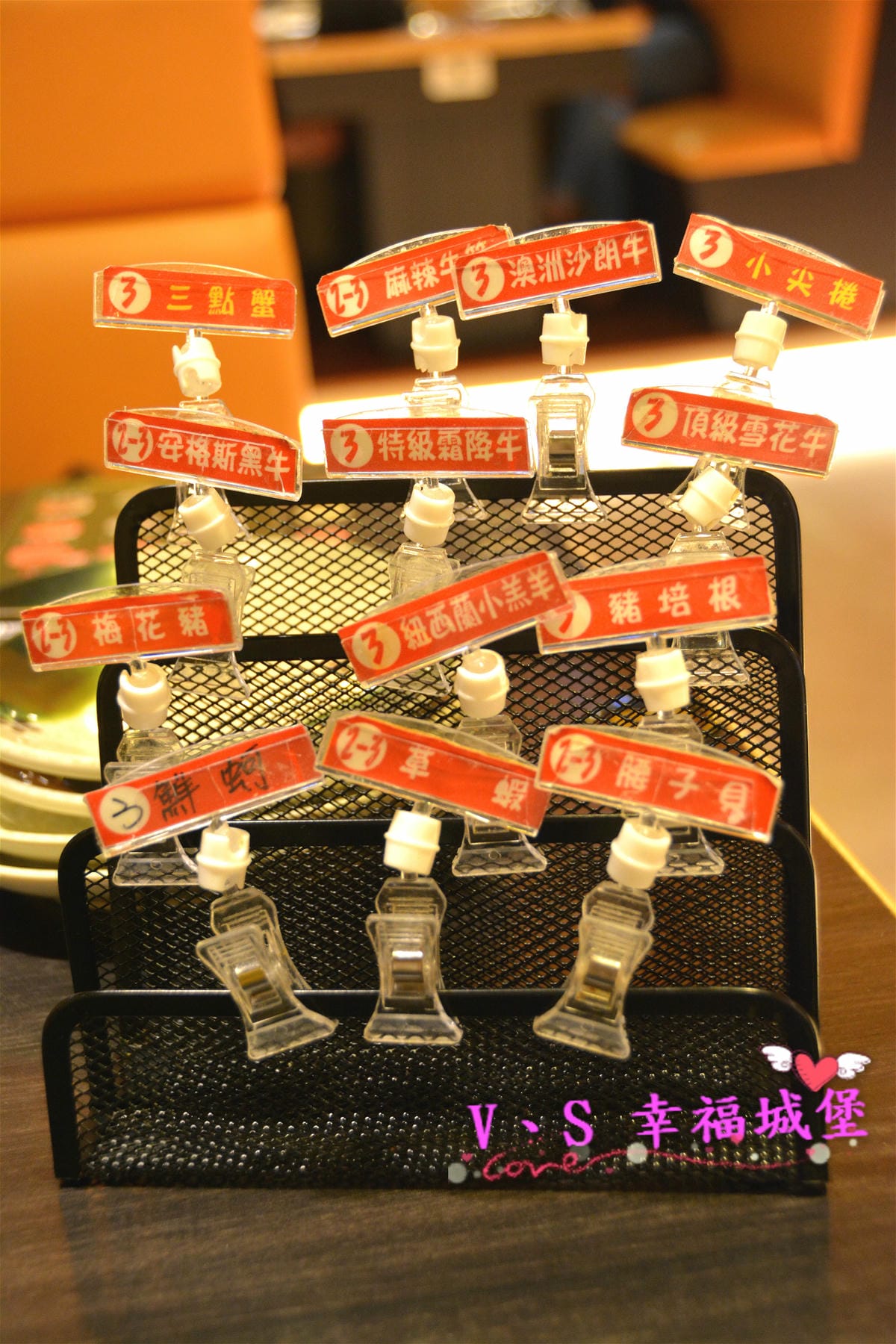 【新北美食】板橋麻辣鍋吃到飽 魔椒頂級鴛鴦鍋 三點蟹、安格斯黑牛、草蝦任你吃,生啤酒、COLD STONE隨你吃,在這冷冷的天不可不吃的高CP值鍋物(已歇業) - 第8張圖 【新北美食】板橋麻辣鍋吃到飽 魔椒頂級鴛鴦鍋 三點蟹、安