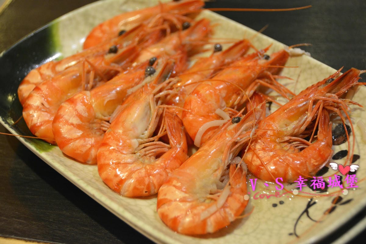 【新北美食】板橋麻辣鍋吃到飽 魔椒頂級鴛鴦鍋 三點蟹、安格斯黑牛、草蝦任你吃,生啤酒、COLD STONE隨你吃,在這冷冷的天不可不吃的高CP值鍋物(已歇業) - 第28張圖 【新北美食】板橋麻辣鍋吃到飽 魔椒頂級鴛鴦鍋 三點蟹、安