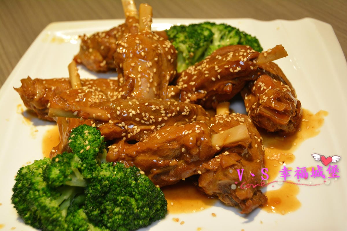 【台北美食】叁和院 台灣風格飲食 / 微風南京店 可愛點心包、驚豔刺蝟包、創意時尚台菜,這樣視覺味覺的享宴是 尾牙春酒 聚餐首選(愛評體驗團) - 第22張圖 【台北美食】叁和院 台灣風格飲食 / 微風南京店 可愛點心包、驚豔刺蝟包、創意時尚台菜,這樣視覺味覺的享宴是 尾牙春酒 聚餐首選(愛評體驗團)