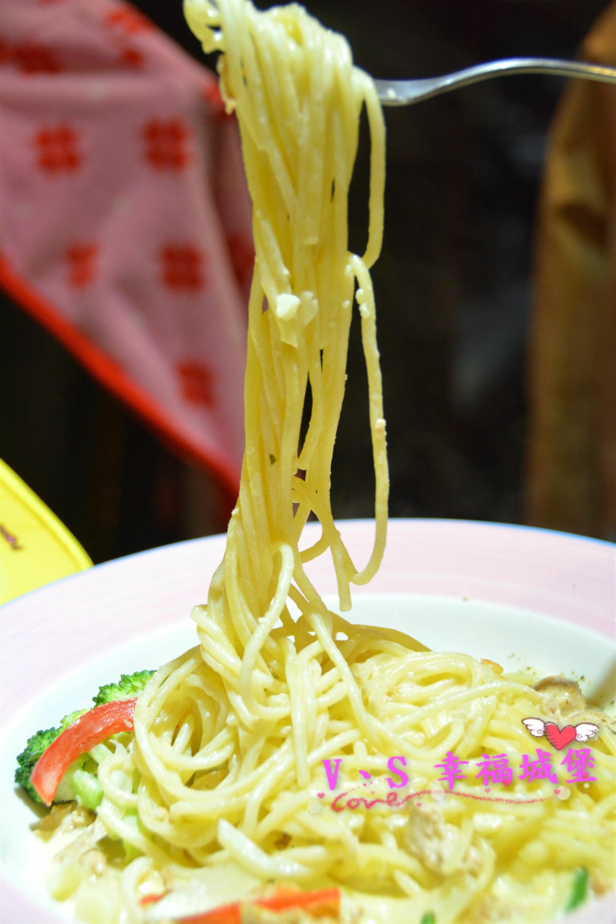 【台北美食】捷運大橋頭站 LUCKY FOOT 可愛兔子