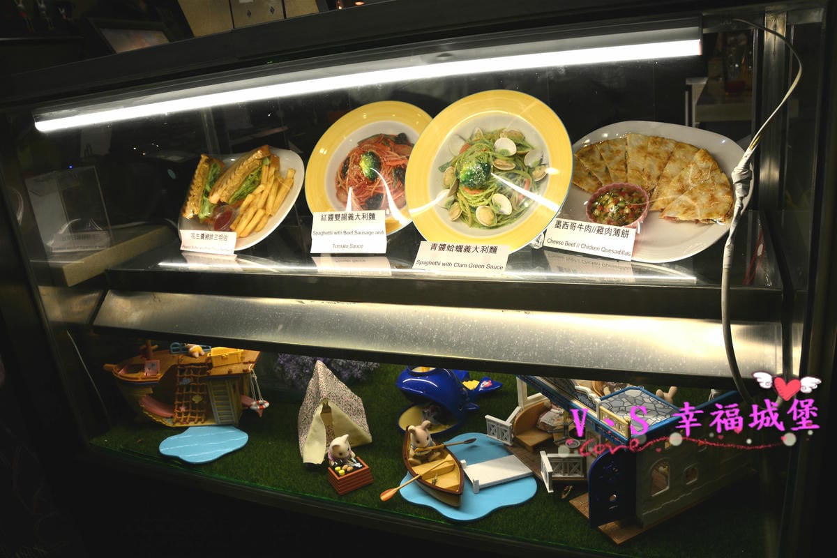 【台北美食】捷運大橋頭站 LUCKY FOOT 可愛兔子