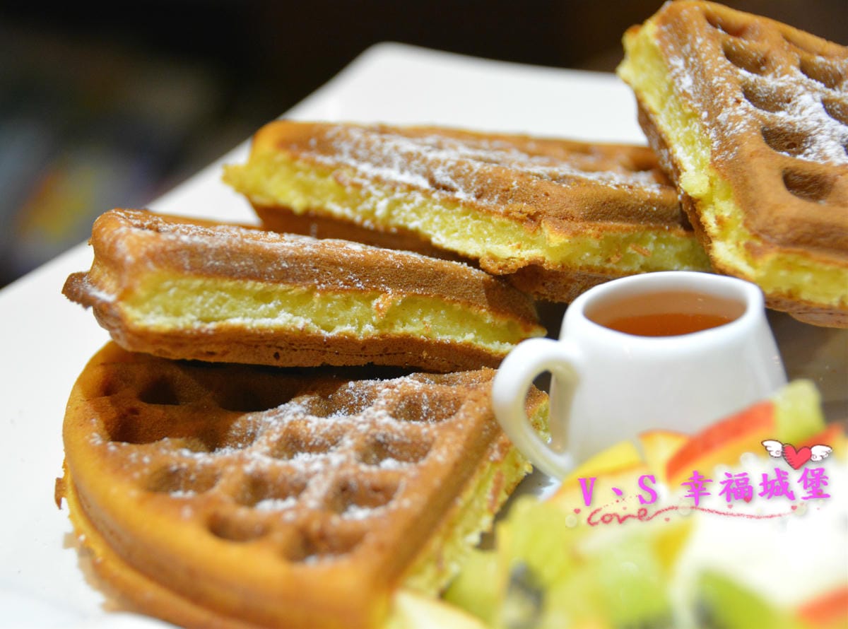 【台北美食】捷運大橋頭站 LUCKY FOOT 可愛兔子