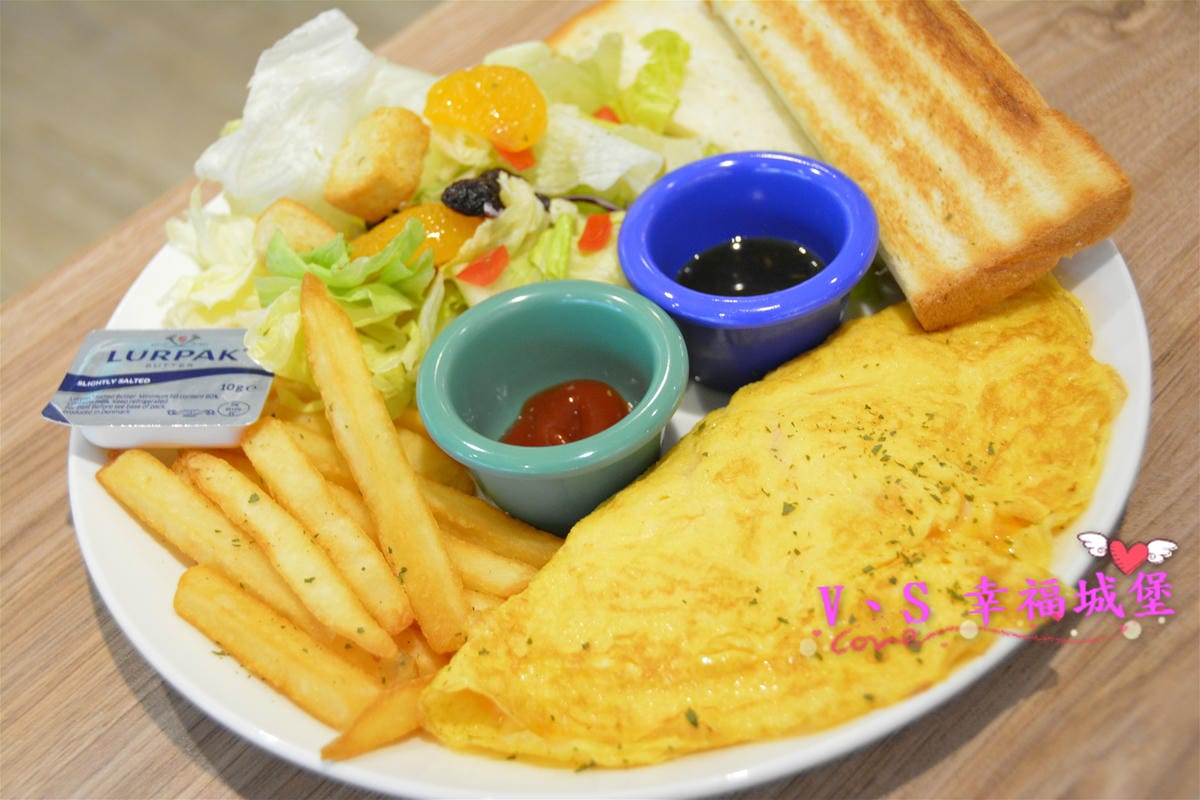 【新北美食】豐實Cafe & Brunch 低調隱身於新莊高中對面巷弄中,用料實在、餐點多元的美味早午餐