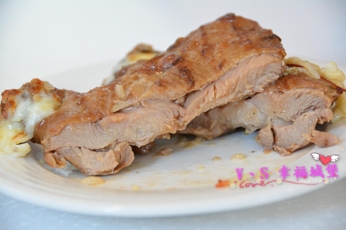 【板橋美食】捷運新埔站 Oyami cafe 想跟姊妹一同身在夢幻城堡裡,享受義式下午茶時光,鬆餅、義大利麵…眾多餐點滿足你的嘴巴(已歇業,西門町還有分店) - 第41張圖 【板橋美食】捷運新埔站 Oyami cafe 想跟姊妹一