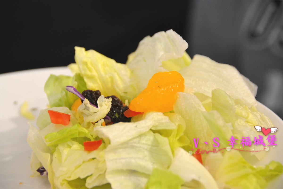 【新北美食】豐實Cafe & Brunch 低調隱身於新莊高中對面巷弄中,用料實在、餐點多元的美味早午餐