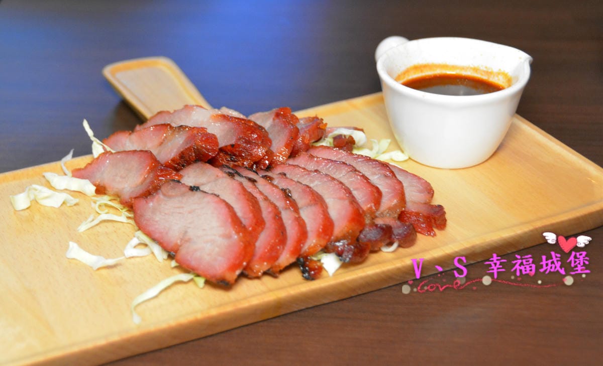 【捷運中山國中站美食】伙房 台日私藏料理 結合川菜、燒烤、日式、鍋物、私房創意料理,一次滿足你多種享受,滿800就可用一元選一道菜喔!快約好友、姐妹淘來一趟美食之旅吧 - 第31張圖 【捷運中山國中站美食】伙房 台日私藏料理 結合川菜、燒烤、日式、鍋物、私房創意料理,一次滿足你多種享受,滿800就可用一元選一道菜喔!快約好友、姐妹淘來一趟美食之旅吧