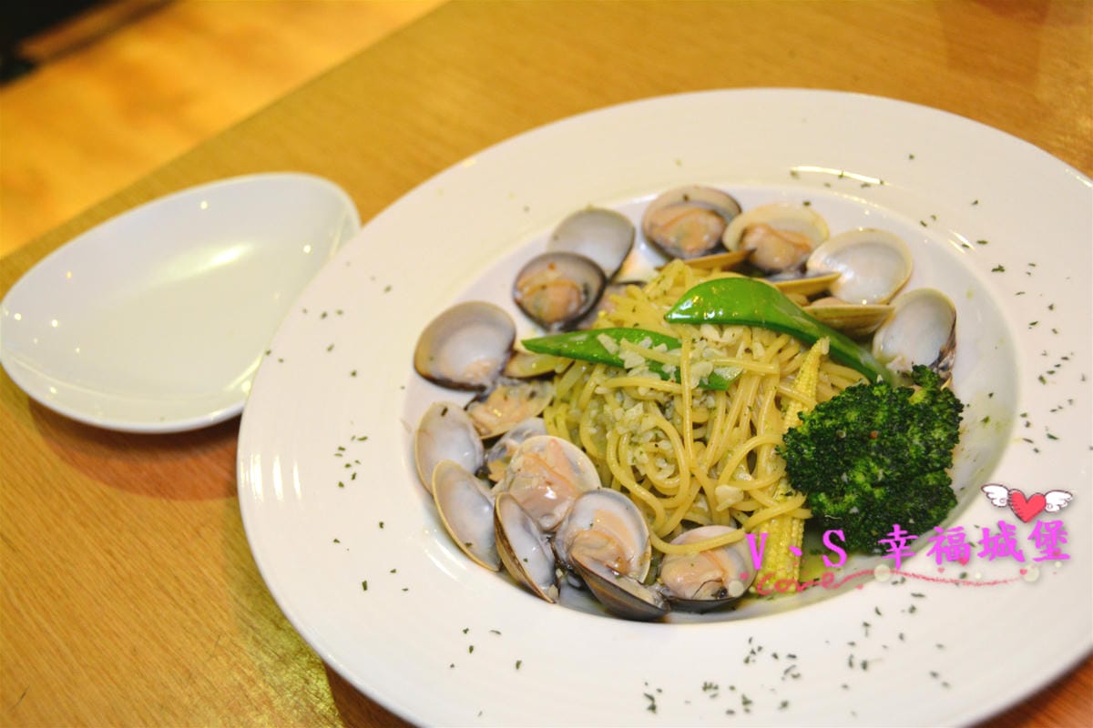 【台北美食】松山運動美式餐廳 Dreamer 38 一個擁有美食饗宴及運動熱情的餐廳,貼心設有不被打擾的VIP室(已歇業) - 第28張圖 【台北美食】松山運動美式餐廳 Dreamer 38 一