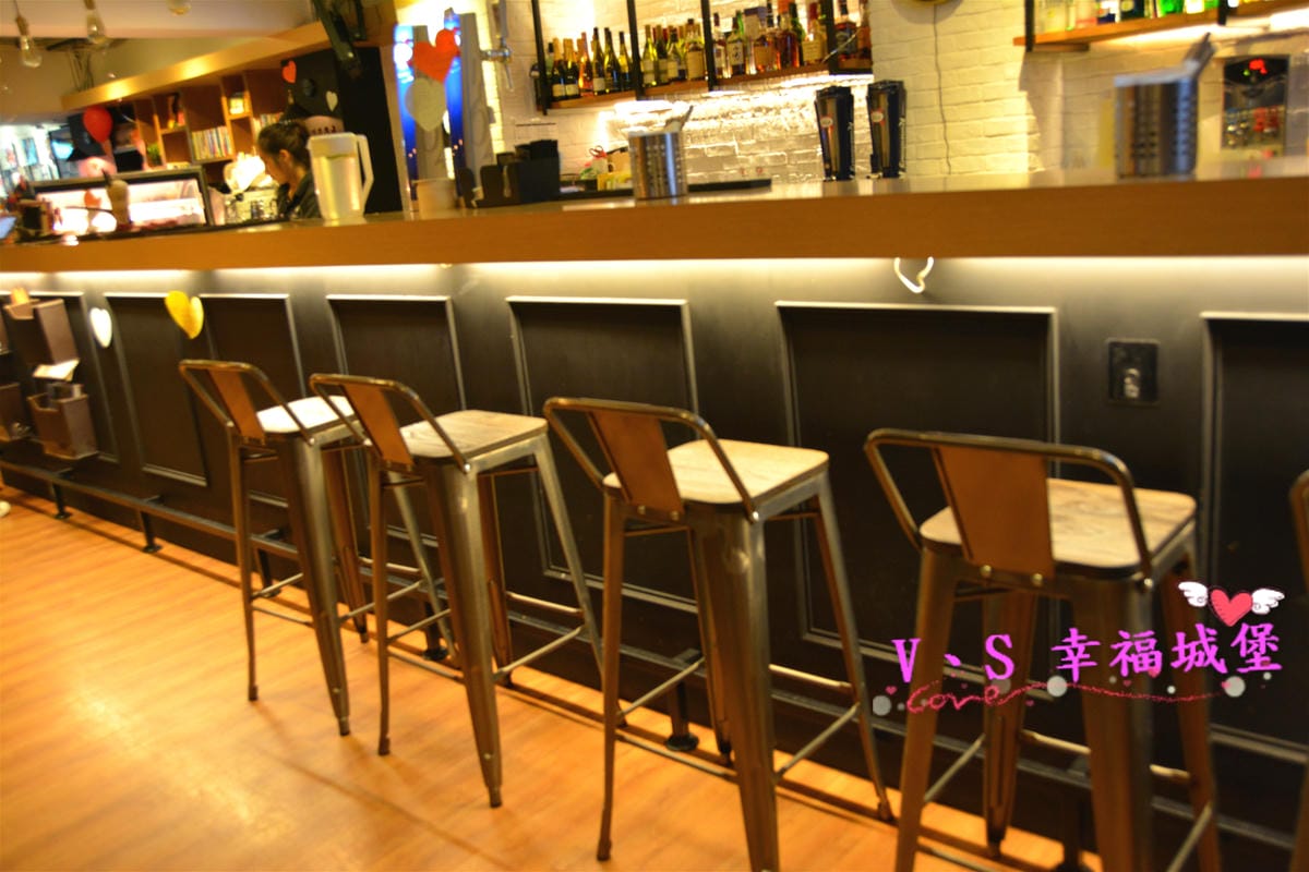 【台北美食】松山運動美式餐廳 Dreamer 38 一個擁有美食饗宴及運動熱情的餐廳,貼心設有不被打擾的VIP室(已歇業) - 第9張圖 【台北美食】松山運動美式餐廳 Dreamer 38 一