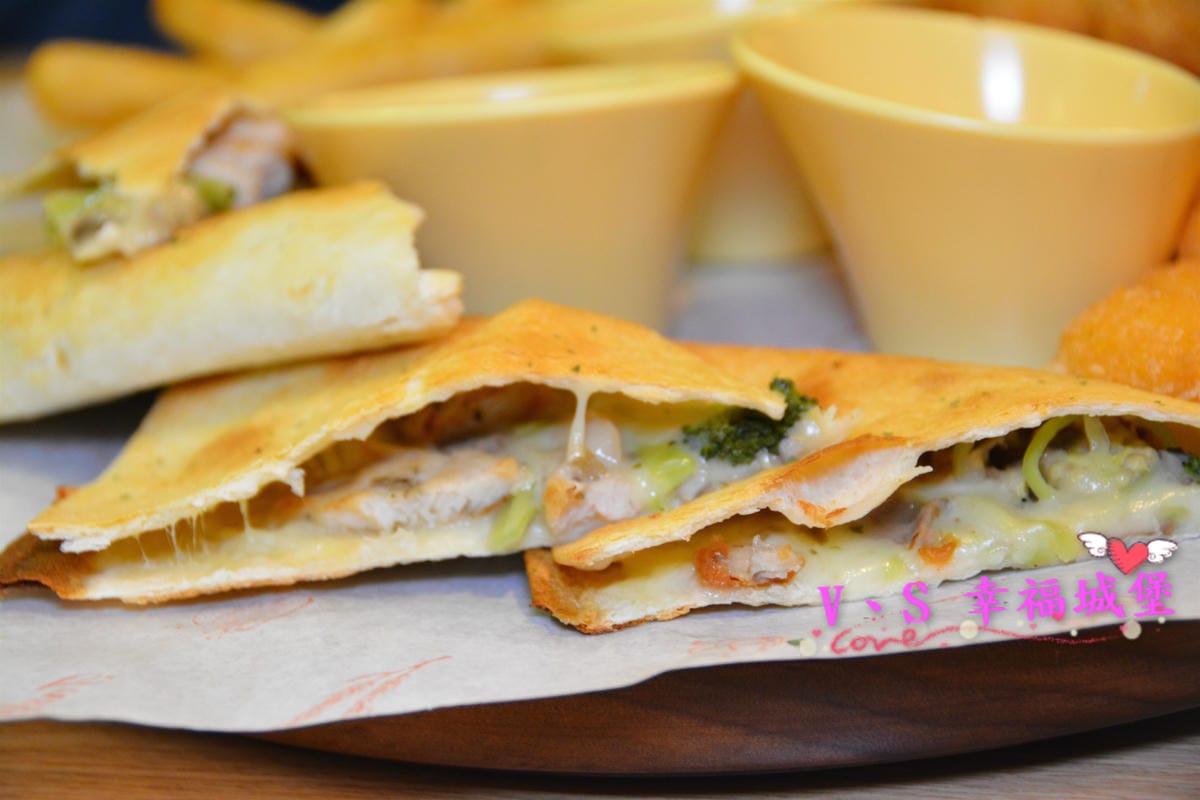 【台北美食】松山運動美式餐廳 Dreamer 38 一個擁有美食饗宴及運動熱情的餐廳,貼心設有不被打擾的VIP室(已歇業) - 第22張圖 【台北美食】松山運動美式餐廳 Dreamer 38 一