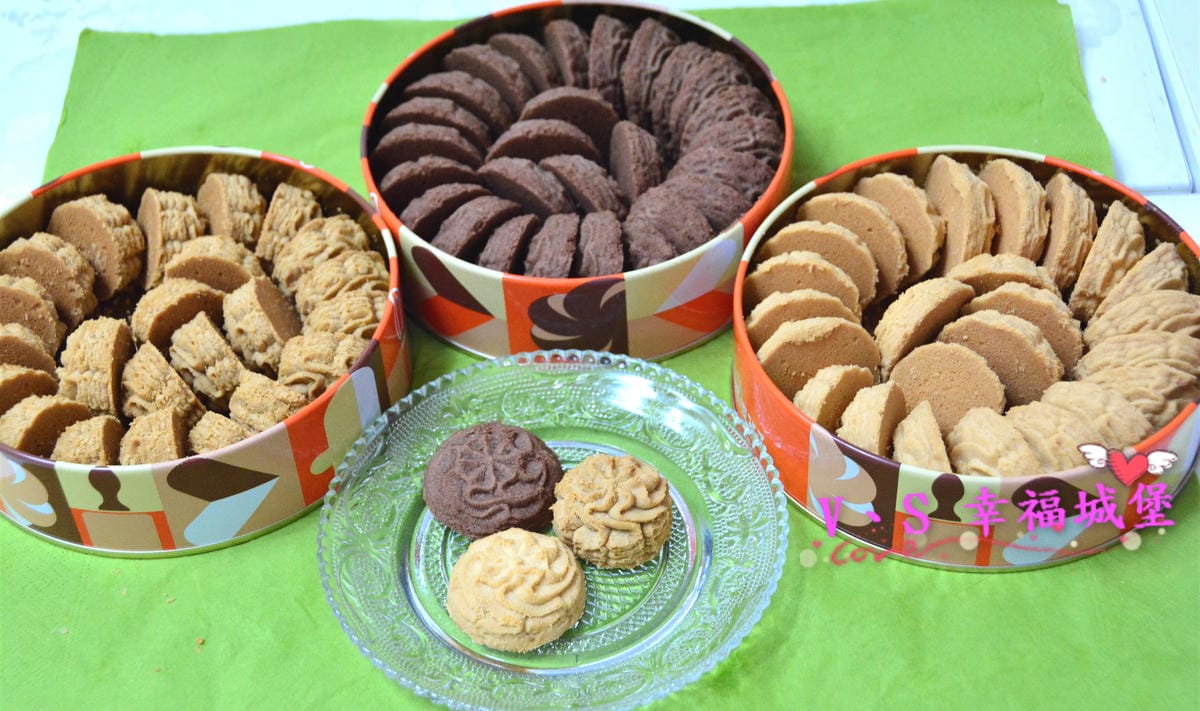 【宅配美食】台中人氣伴手禮 鴻鼎菓子 最新力作,酥軟綿密口感,讓你一口接一口停不下來,是午茶時刻或是逢年過節的最佳伴手禮