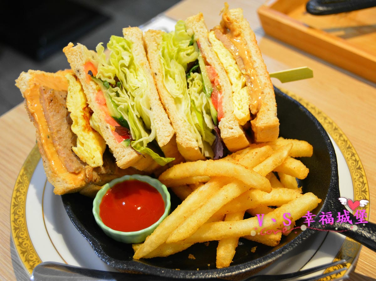 【新北美食】新莊早午餐 果亞烘焙GoA Bakery 讓你在麵包香的氛圍裡,吃著美味又豐盛的早午餐,不怕人吃的大份量餐點一定讓你傻眼 - 第29張圖 【新北美食】新莊早午餐 果亞烘焙GoA Bakery 讓你在麵包香的氛圍裡,吃著美味又豐盛的早午餐,不怕人吃的大份量餐點一定讓你傻眼